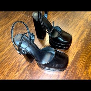 ASOS Design pluto platform heeled shoes in black size 7